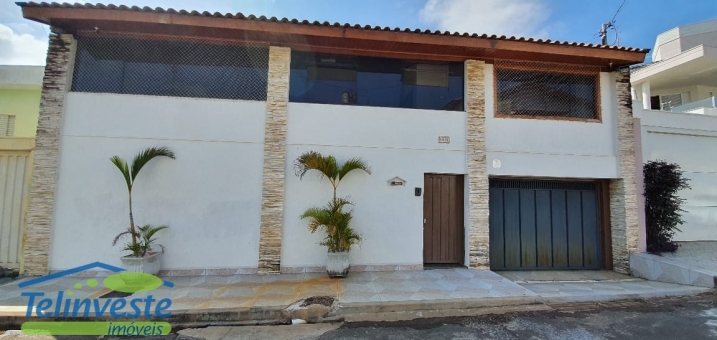 CASA-BAIRRO MUARAMA