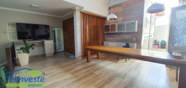 CASA-BAIRRO MUARAMA