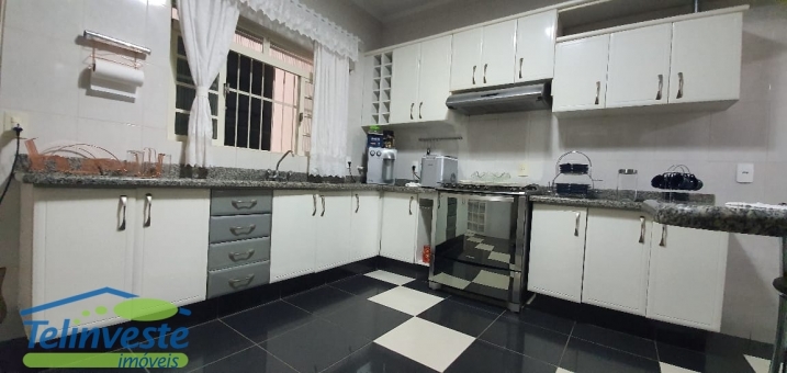 CASA-BAIRRO MUARAMA