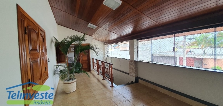 CASA-BAIRRO MUARAMA