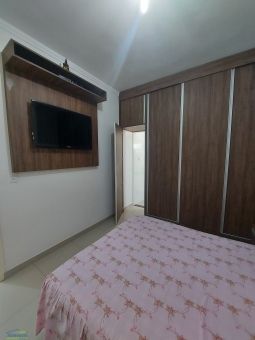 CASA NO BAIRRO PARQUE DAS AROEIRAS