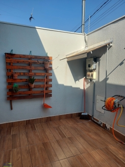 CASA NO BAIRRO PARQUE DAS AROEIRAS