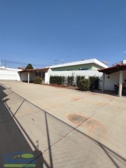 CASA E TERRENO BAIRRO NOVO MUNDO