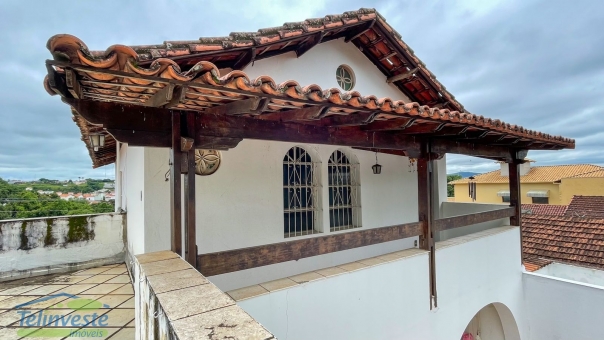 Av. Da Penha, 94