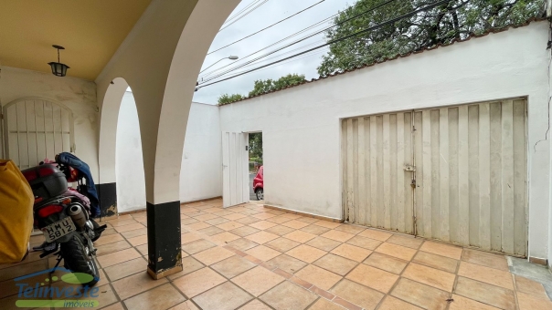Av. Da Penha, 94