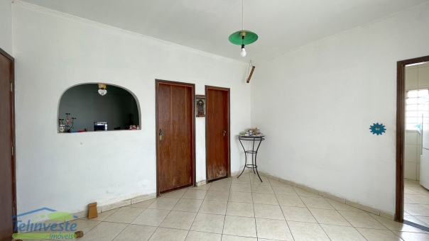 Av. Da Penha, 94