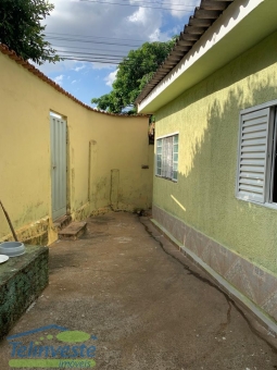 CASA A VENDA NO BELA VISTA 