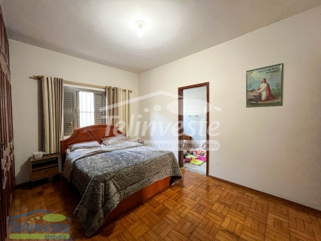 CASA A VENDA NO BAIRRO SANTA CASA