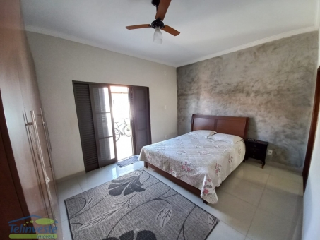 CASA NO JARDIM IT&Aacute;LIA