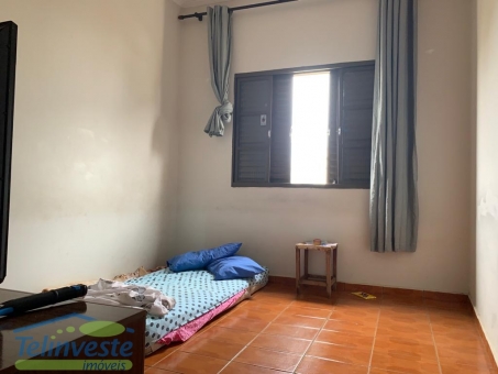 SOBRADO A VENDA NO CENTRO 