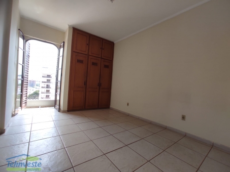 APARTAMENTO NO CENTRO
