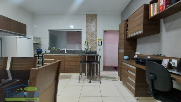 CASA NO BAIRRO CASAR&Atilde;O EM PASSOS MG