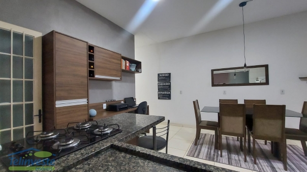 CASA NO BAIRRO CASAR&Atilde;O EM PASSOS MG
