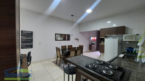CASA NO BAIRRO CASAR&Atilde;O EM PASSOS MG