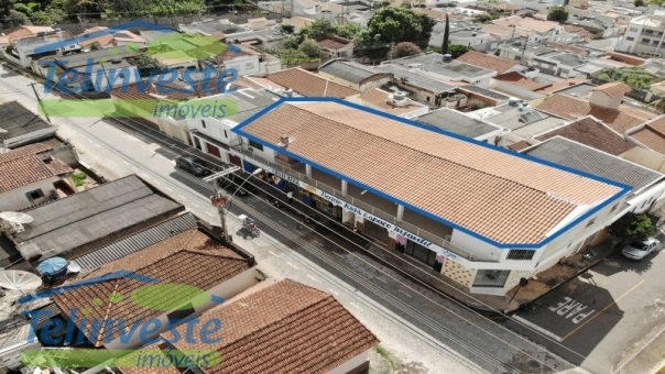 IM&Oacute;VEL COMERCIAL NA RUA  BAR&Atilde;O DE PASSOS