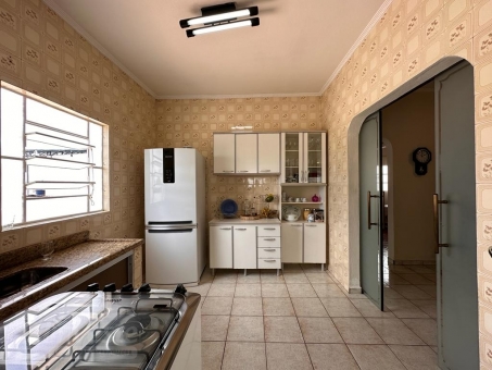 CASA A VENDA NO BAIRRO SANTA CASA 