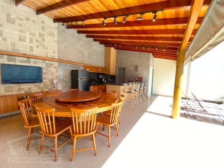CASA NO COL&Eacute;GIO DE PASSOS