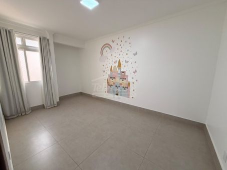 Apartamento duplex na Av. Arouca
