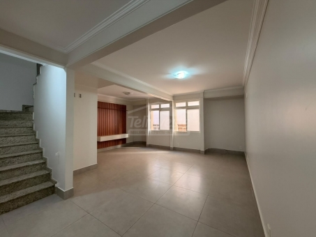 Apartamento duplex na Av. Arouca