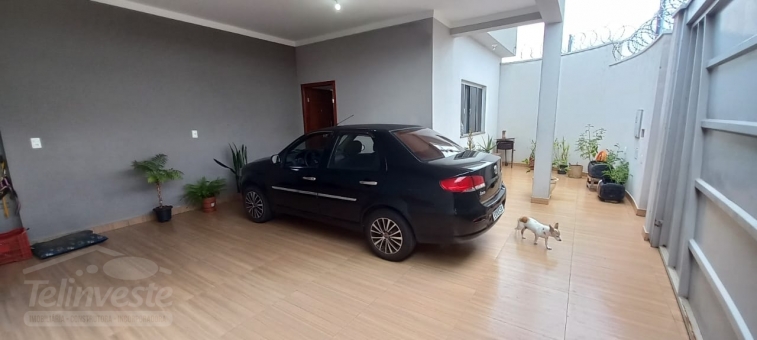 CASA NO ALTO DOS NOBRES