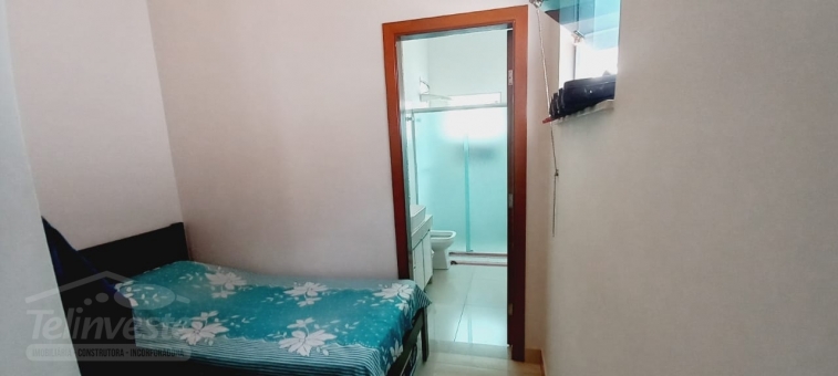 CASA NO ALTO DOS NOBRES