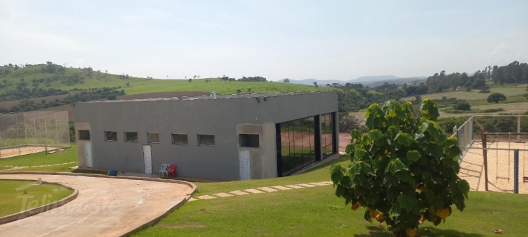 LOTE NO CONDOM&Iacute;NIO BOM SUCESSO