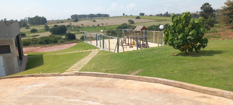 LOTE NO CONDOM&Iacute;NIO BOM SUCESSO
