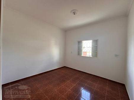 CASA A VENDA NO BAIRRO CANDEIAS 