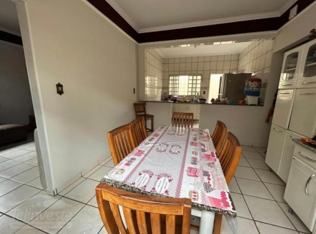 CASA A VENDA DA RUA BUENOS AIRES 