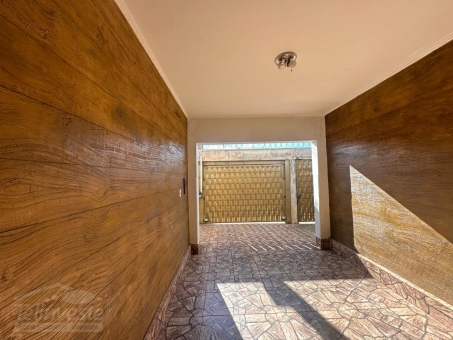 CASA A VENDA NO BAIRRO SANTA LUZIA 