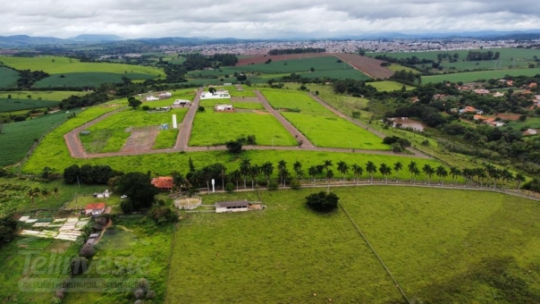 LOTES a partir 1.000m&sup2;  EM CONDOM&Iacute;NIO FECHADO