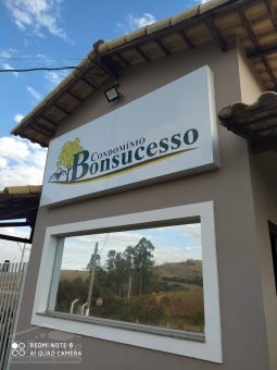 LOTES a partir 1.000m&sup2;  EM CONDOM&Iacute;NIO FECHADO