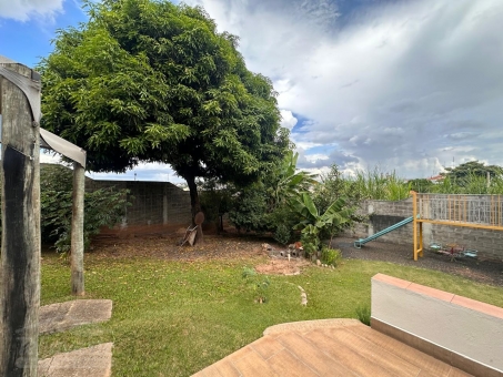 CASA A VENDA NO BAIRRO PANORAMA 