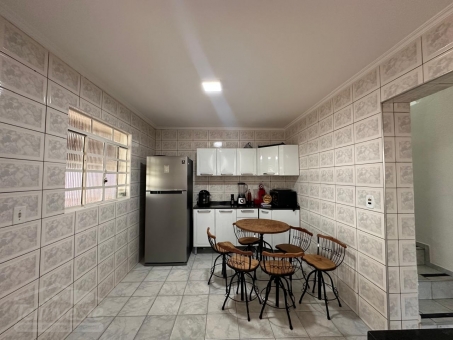 CASA A VENDA NO BAIRRO PANORAMA 