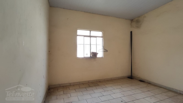 CASA NO BAIRRO CARMELO