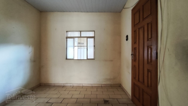 CASA NO BAIRRO CARMELO