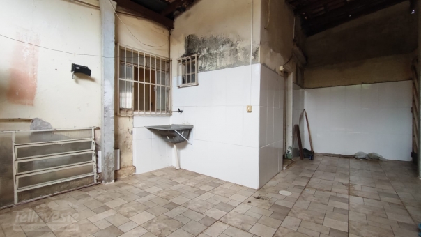 CASA NO BAIRRO CARMELO