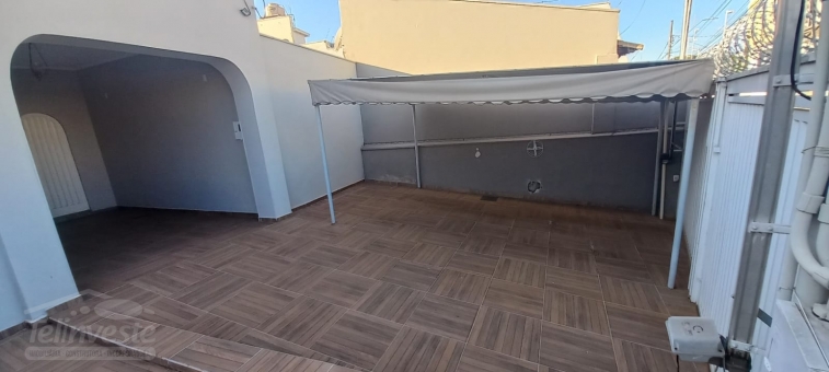 CASA NO BAIRRO BARRINHA