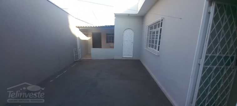 CASA NO BAIRRO BARRINHA