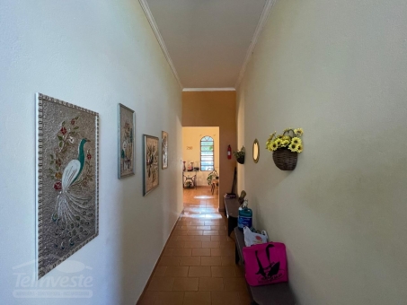 CASA NO COL&Eacute;GIO DE PASSOS