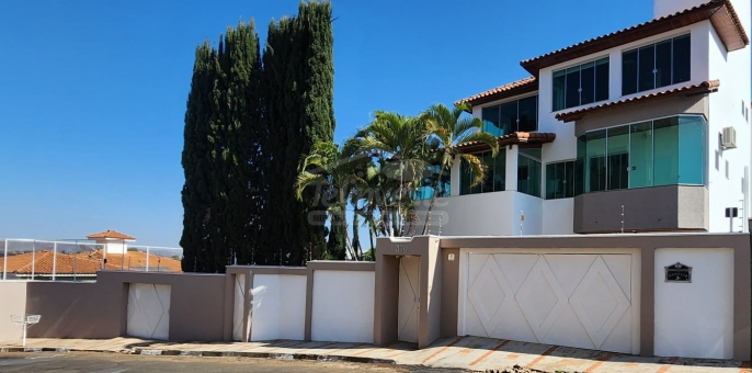 Casa - Bairro Muarama