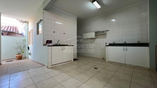 CASA BAIRRO MUARAMA