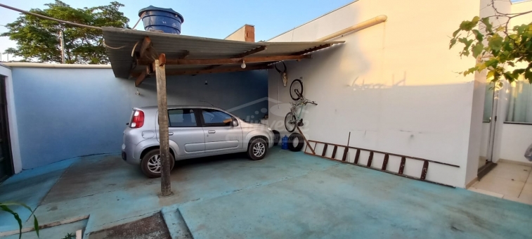 CASA NO BAIRRO COHAB