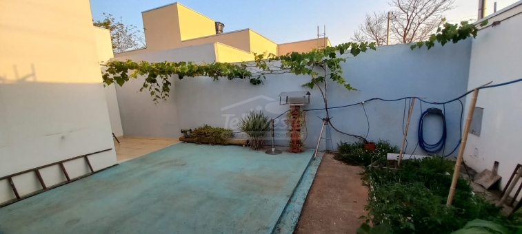 CASA NO BAIRRO COHAB