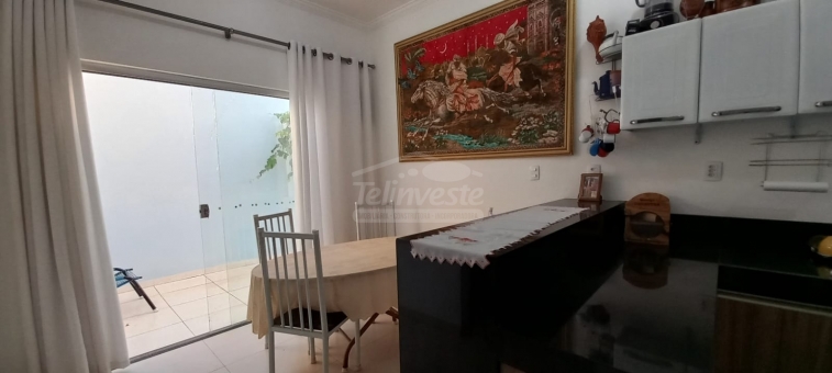 CASA NO BAIRRO COHAB