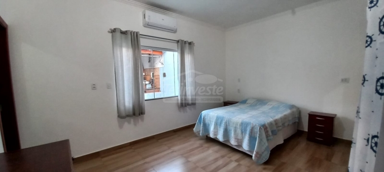 CASA NO BAIRRO COHAB