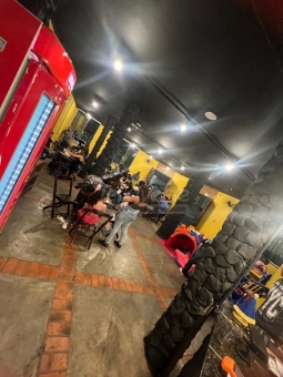 CASA E COMODO COMERCIAL NO S&Atilde;O BENEDITO
