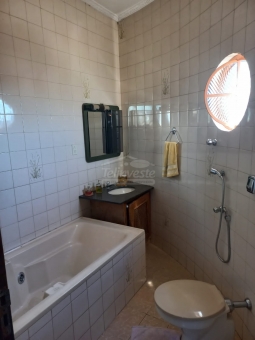 CASA E COMODO COMERCIAL NO S&Atilde;O BENEDITO