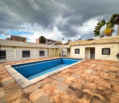 Casa - Bairro Centro