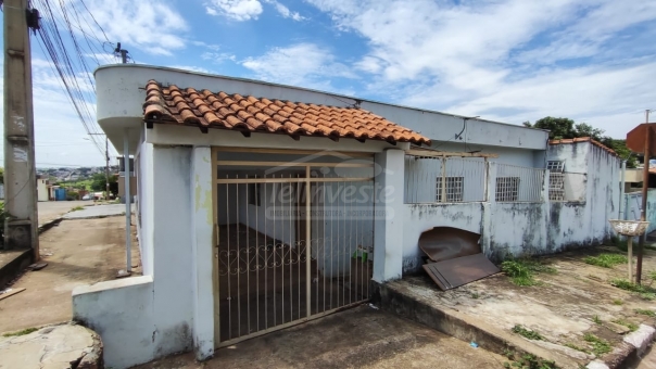 CASA A VENDA NO BELA VISTA 